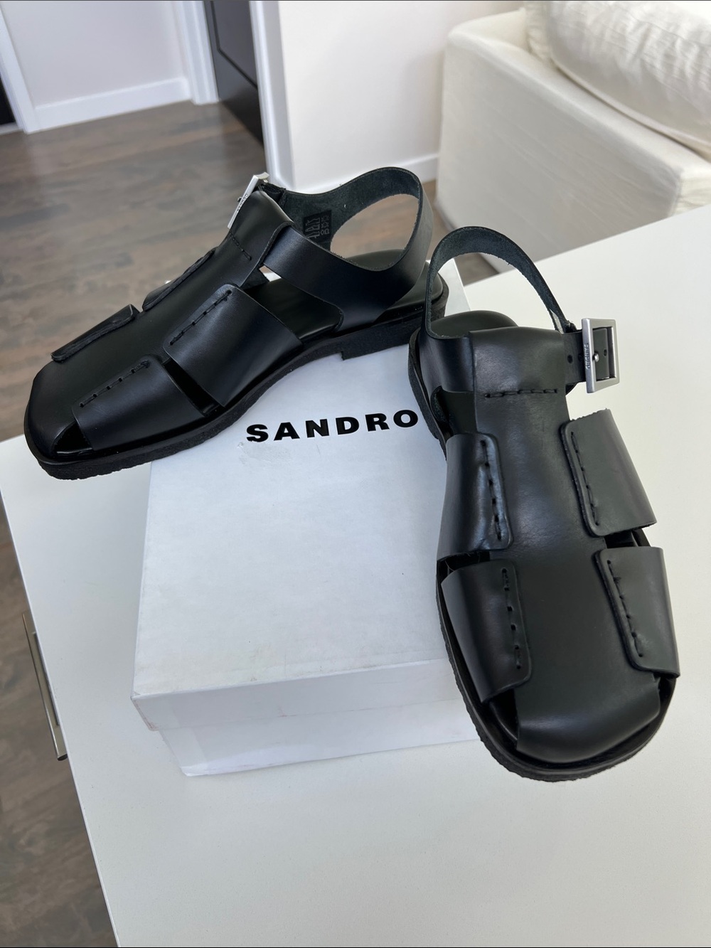 Sandro black leather roman meduse sandals size 44 USA 11